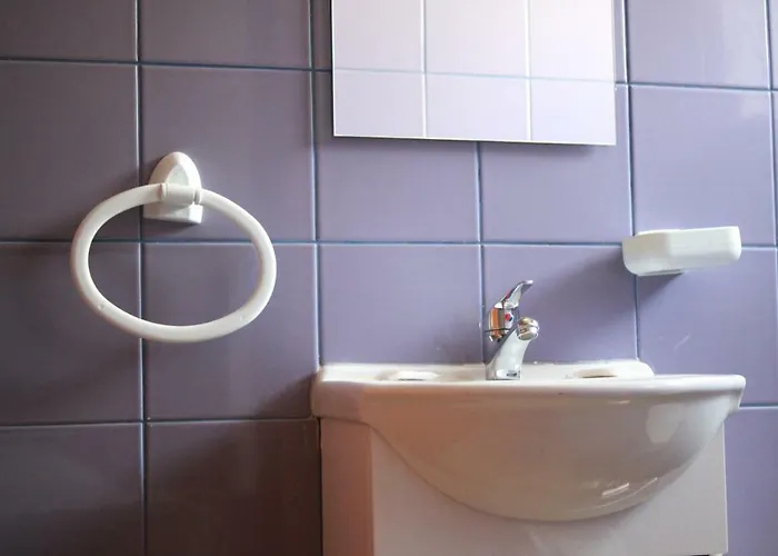 Cacula, Local 호텔 토레드몽코보